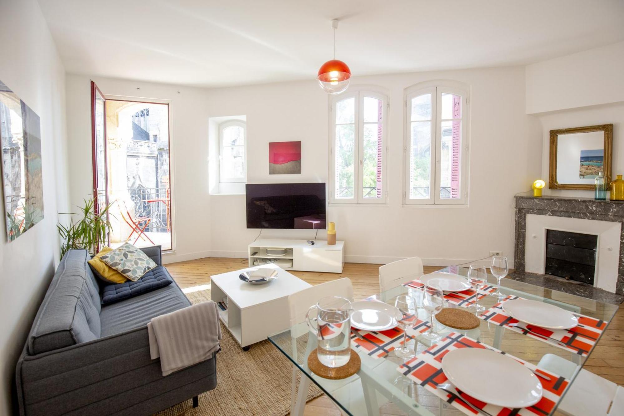 Place Saint Michel Apartment Bordeaux Ngoại thất bức ảnh